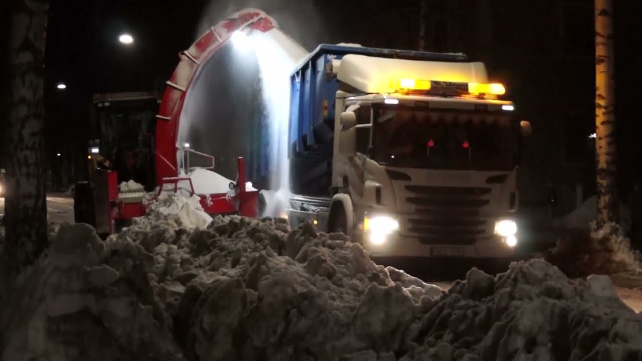 Snöröjning Umeå 2022.