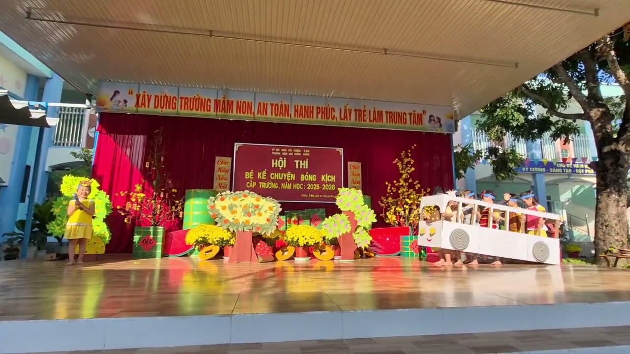 Truyện; KIẾN CON ĐI Ô TÔ. Các bé 4_5 tuổi_ Hướng Dương_ÔM_Cần Thơ