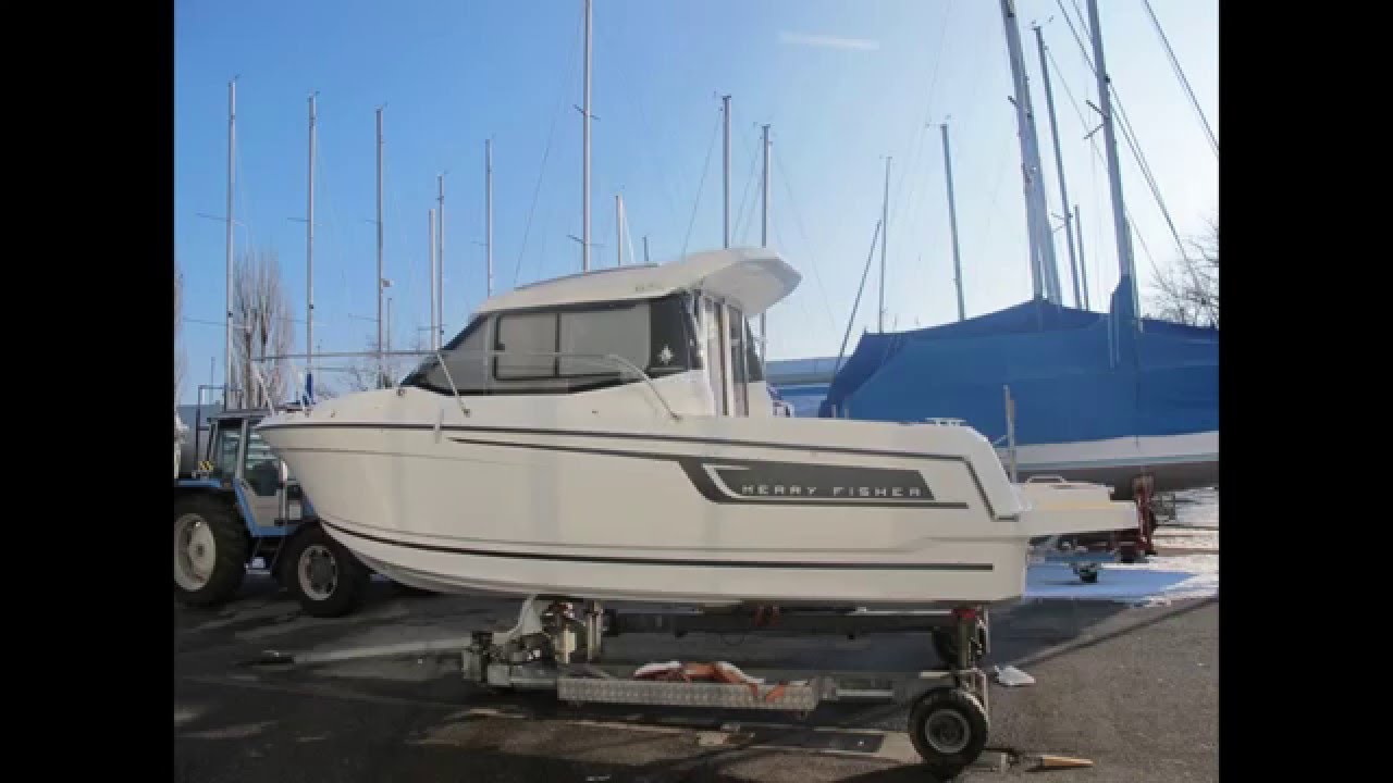 Jeanneau Merry Fisher 695 - Arriving