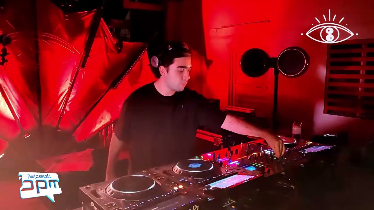 Bruno Garza / EXOTIC @ THE PARKING LOT - Nov 2025