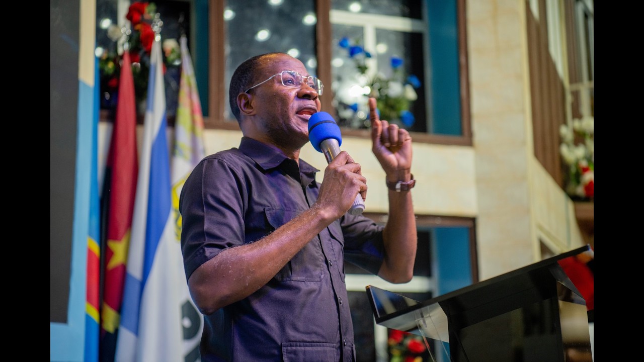 REBECCA LA SENTINELLE - MAURICE MWEHU, Pasteur