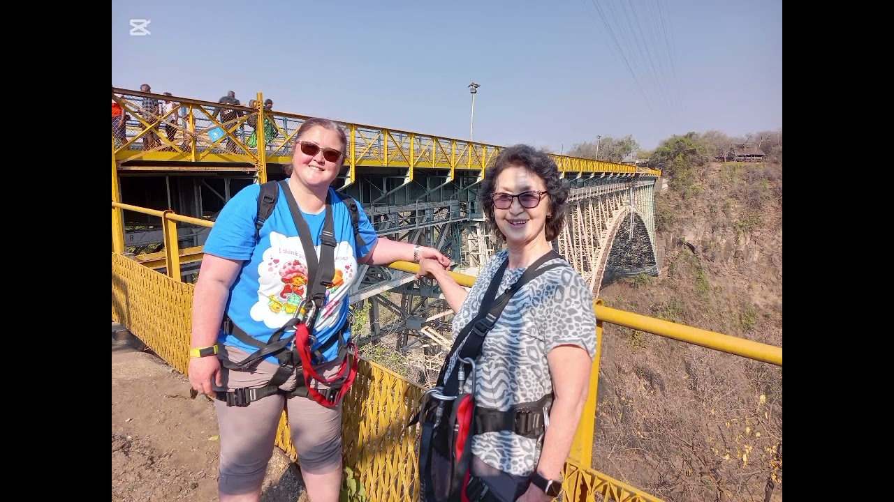 Victoria Falls Bridge T&ograve;ur Zimbabwe and Zambia