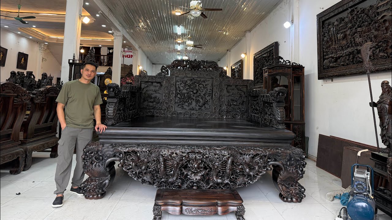 Một chiếc sập ba thành đục tứ linh tứ diện gỗ mun siêu siêu đẹp của khách đặt đã xong mộc 0936183866