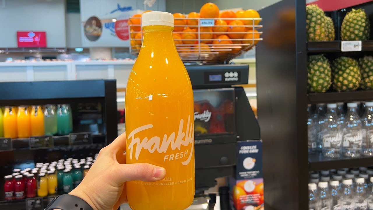 $12 for Vending Machine Juice?! It Cuts Fresh Oranges on the Spot 😳
