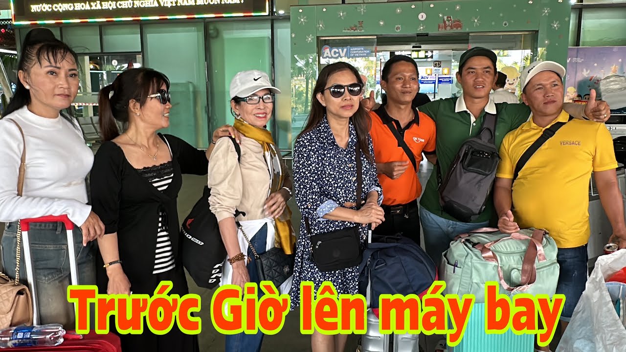 Chị Thu Và TeaM Đã đến Sân Bay Phù Cát Để về lại sài Gòn