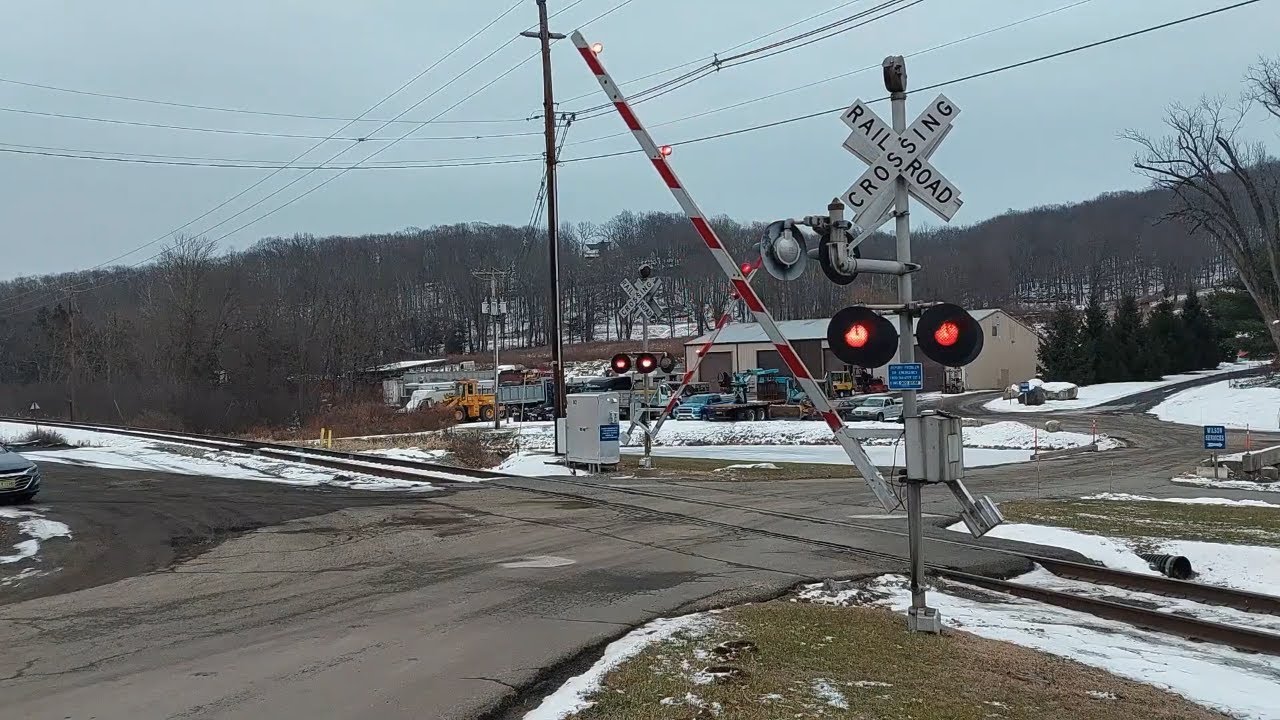 WABCO AL-70 triangle gates! Wilson Road level Crossing, Sparta, NJ