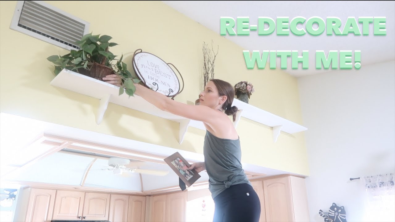 Decorate With Me!  My Living Room Makeover! Some Chalk Paint and Hobby Lobby Signs..