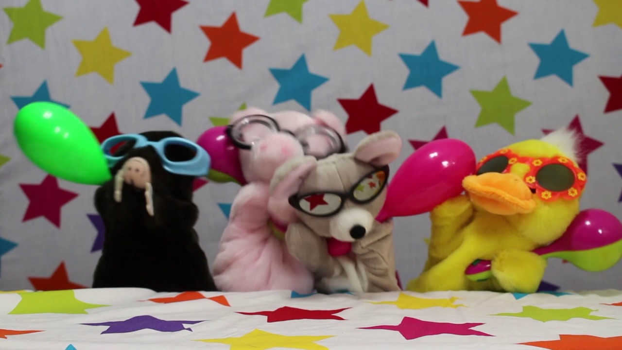 'Shake the Maracas' song! Action song and singalong for children!