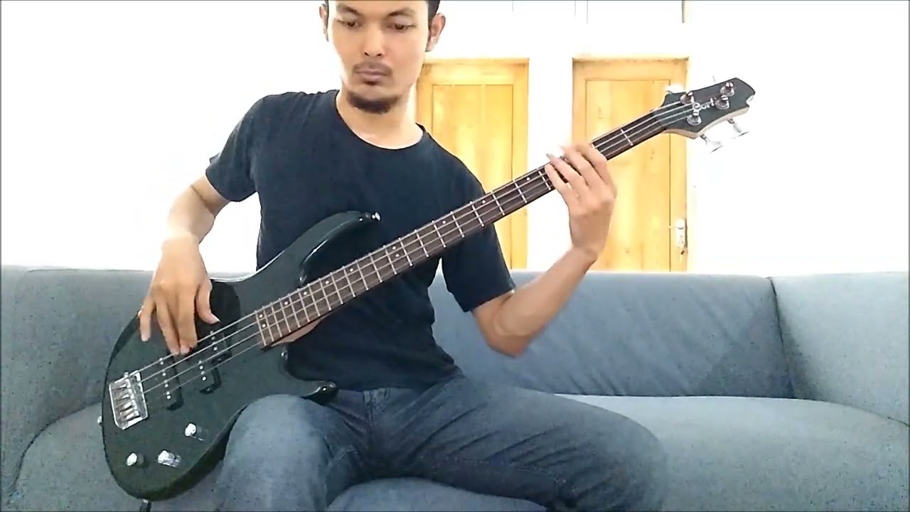 AVENGED SEVENFOLD - NIGHTMARE bass cover