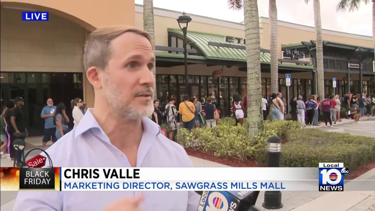 Lululemon is among most popular stores at Sawgrass Mills on Black Friday