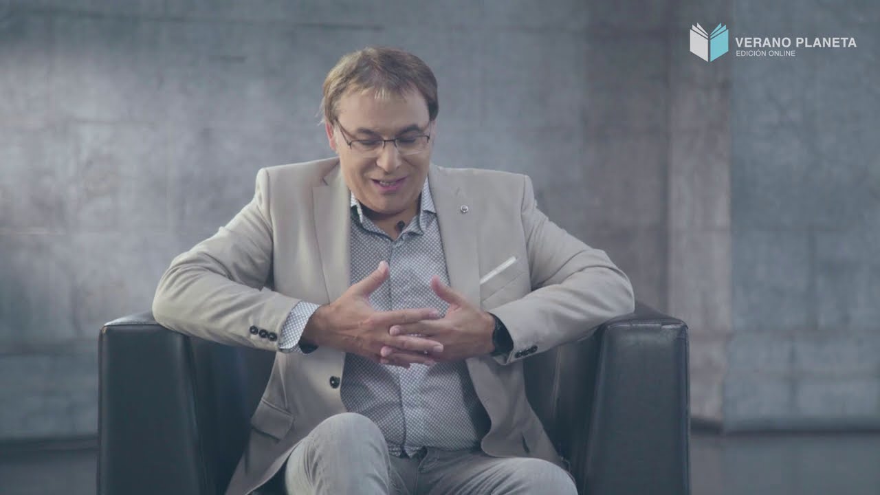 Gabriel Rolón charla sobre su libro 