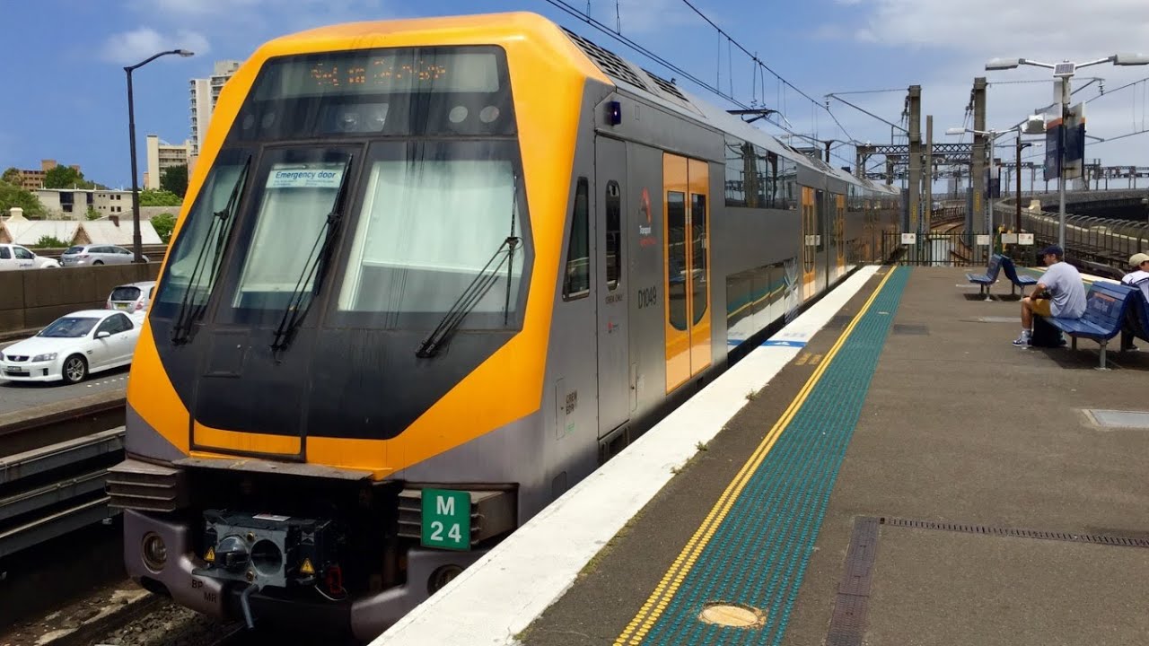 Sydney Trains Vlog 717: Very Rare Sight - M Set At Milsons Point