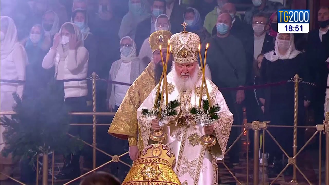 A Mosca si celebra il Natale ortodosso. La preghiera del patriarca Kirill
