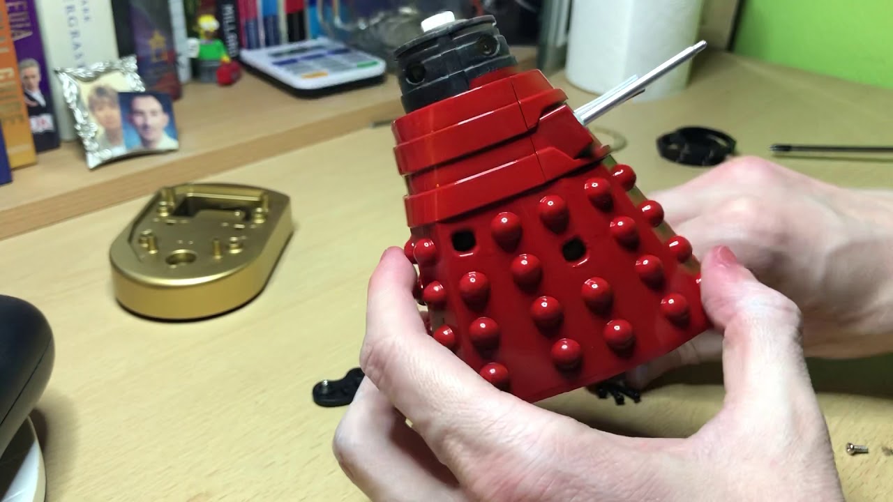 Disassembling character options 5” Daleks