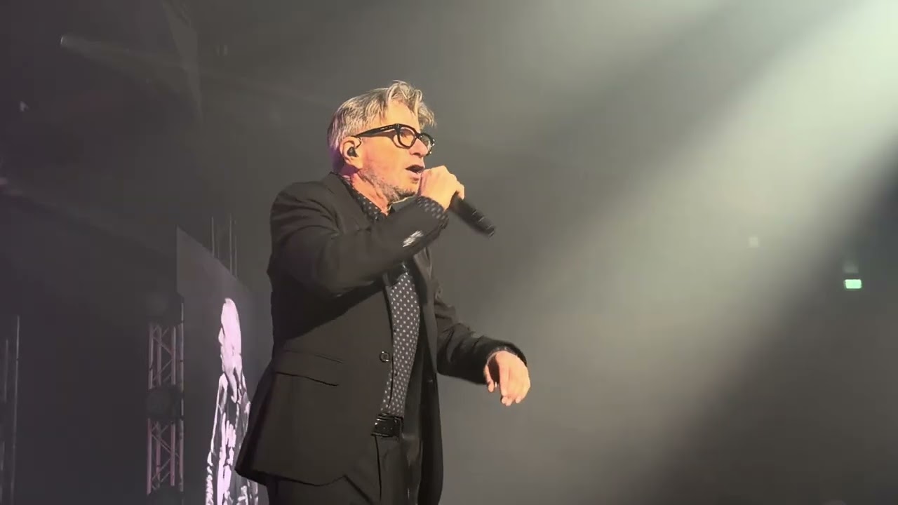 היא התווכחה איתו שעות - משינה 5.2.26