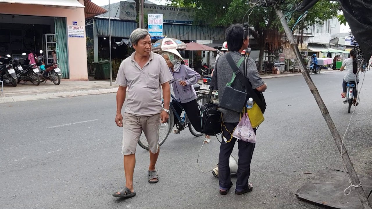 A Hải mù. Tiếng đàn xé lòng