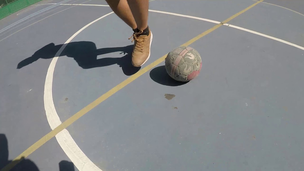 WeStyle Street Soccer amazing ground moves by Luis Capilla