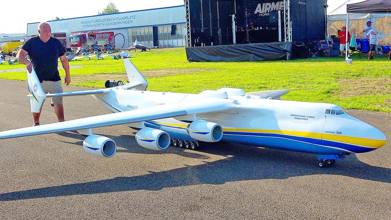 GIANT XXXL RC ANTONOV AN-225 UDSSR 93KG SCALE MODEL AIRPLANE FLIGHT DEMONSTRATION