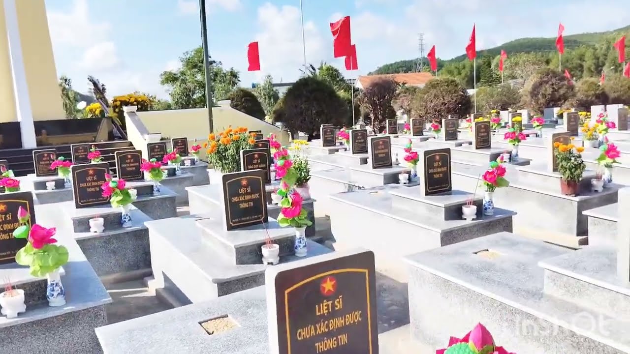 Thăm Nghĩa Trang Liệt sĩ:xã Khánh Cường,Quảng Ngãi 
