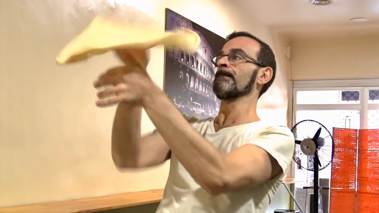 Aprende a ser PIZZERO ACROBATICO EN tan solo 3 PASOS y 15 DIAS de constante entrenamiento.