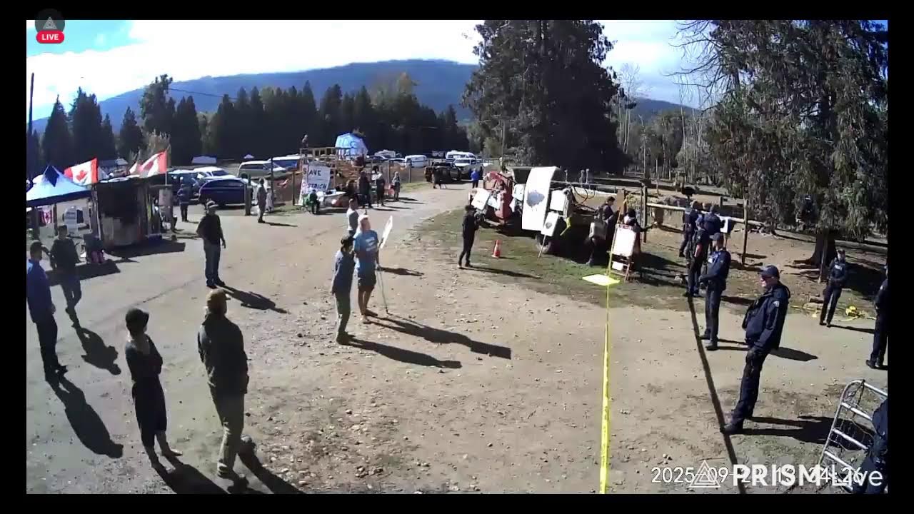 Live streaming of Universal Ostrich Farm