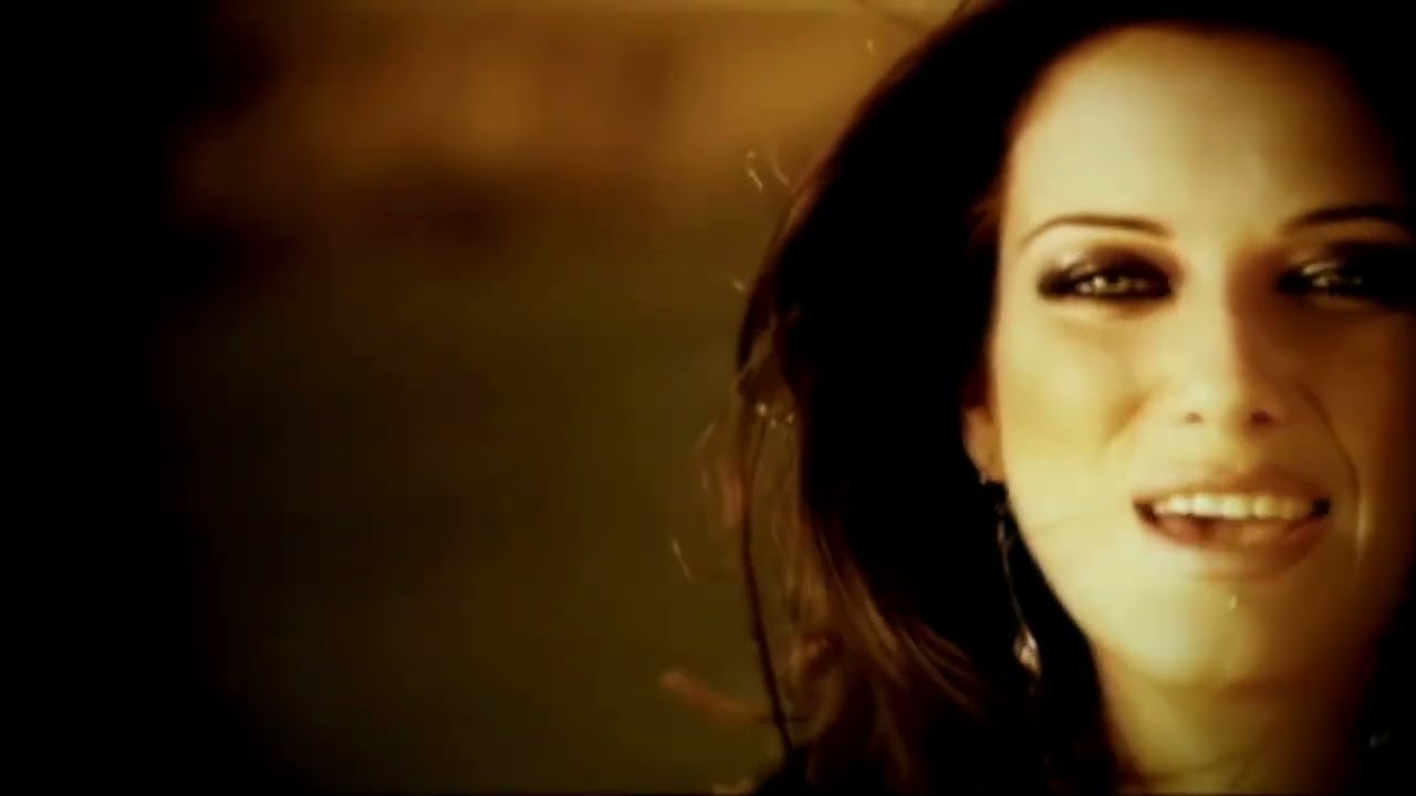 Las Ketchup    Kusha Las Payas upsclaed4K