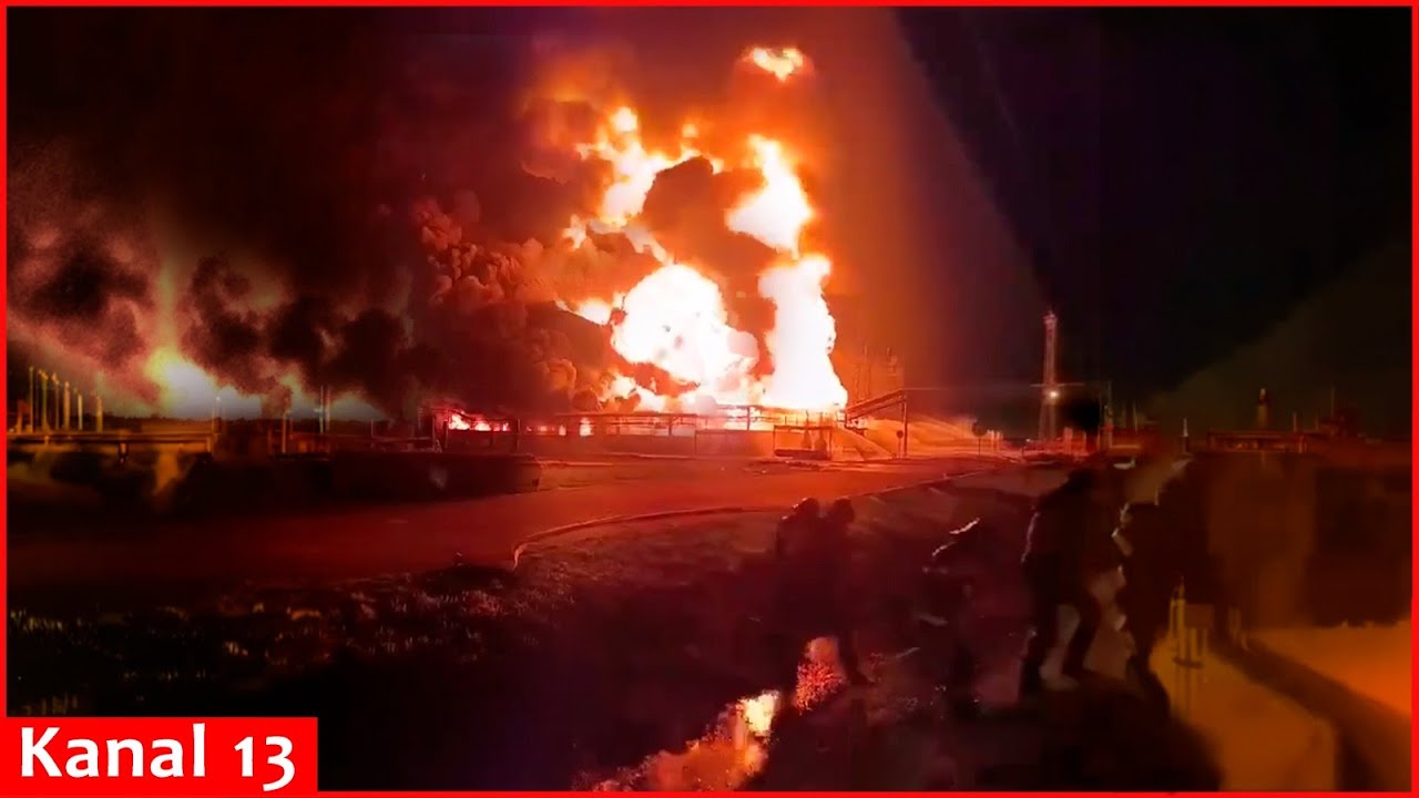 &ldquo;This&rsquo;s scary, let&rsquo;s run!&rdquo; - &rdquo;Fire at oil depot in Krasnodar spreads to over 4,000 sq&nbsp;meters&nbsp;of&nbsp;area