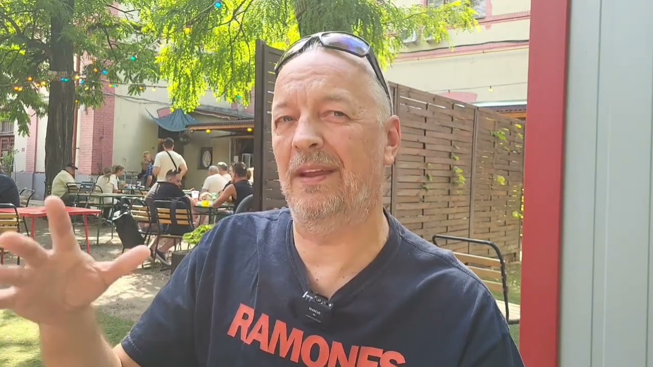 UndergroundRoad 52. PROSECTURA. A Szekszárdi punk zenekar sztoriját Polgár Tamás meséli el nekünk.