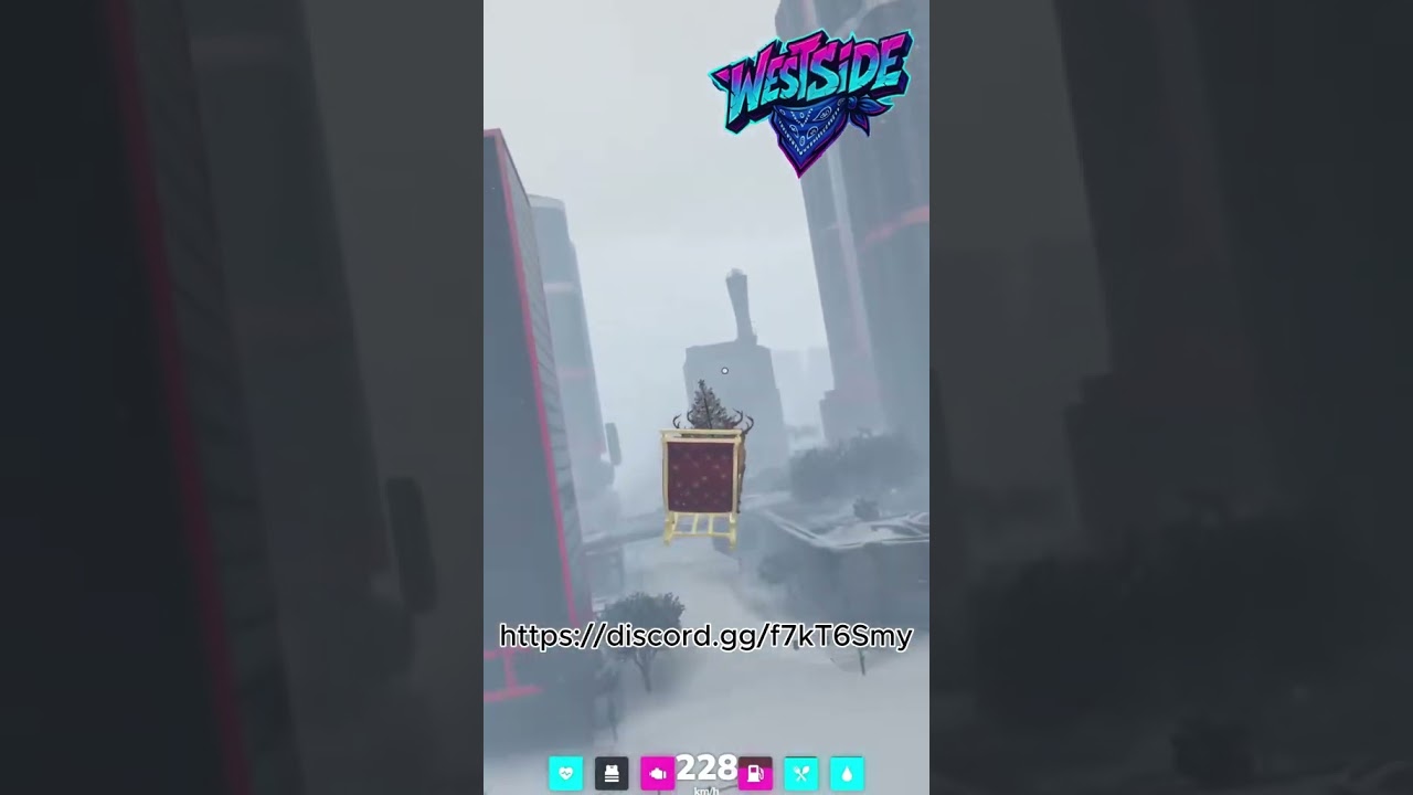 Moș Crăciun pe severul WestSide România 