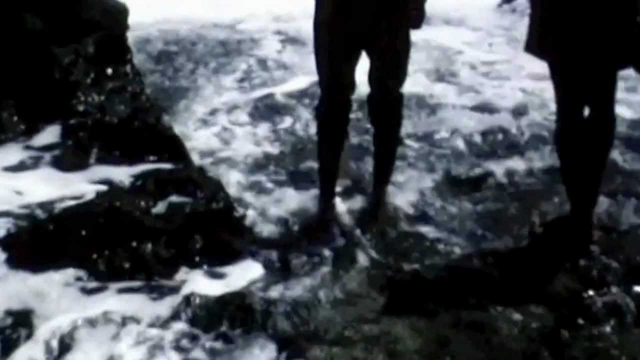 LA RÉUNION 1968 - RETOUR DE PÊCHE à ST PHILIPPE .