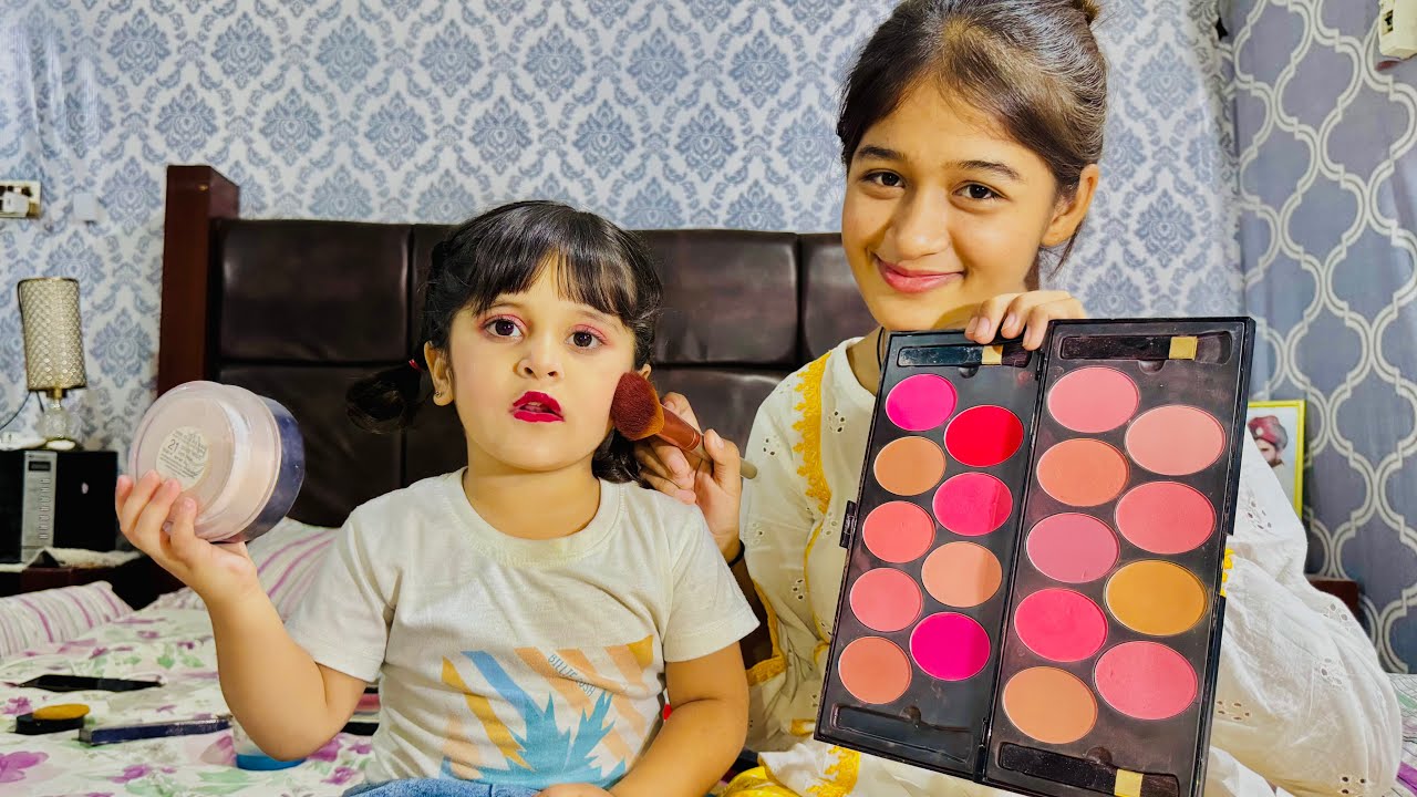 ASMR My Friend Daughter Makeup 💄