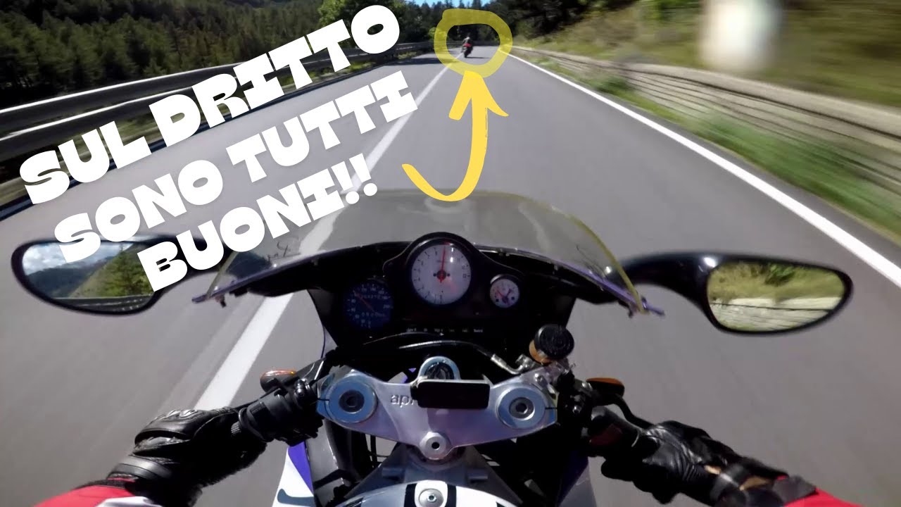 La vecchietta Aprilia Rs 125 vs le moto moderne (Ducati, Ktm...)