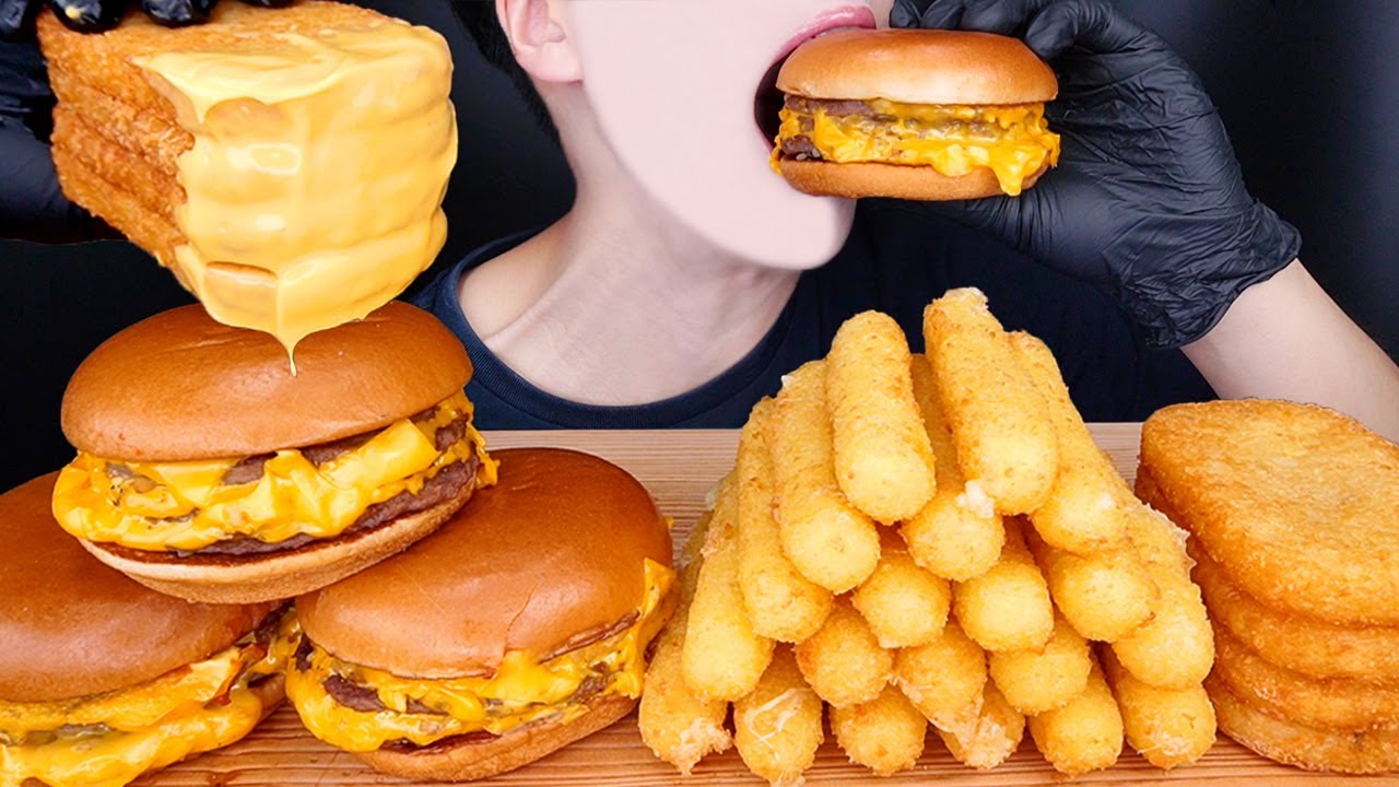 ASMR TRIPLE CHEESEBURGERS MCDONALDS HASH BROWNS MUKBANG 트리플 치즈버거 먹방 トリプルチーズバーガー 咀嚼音 EATING SOUNDS