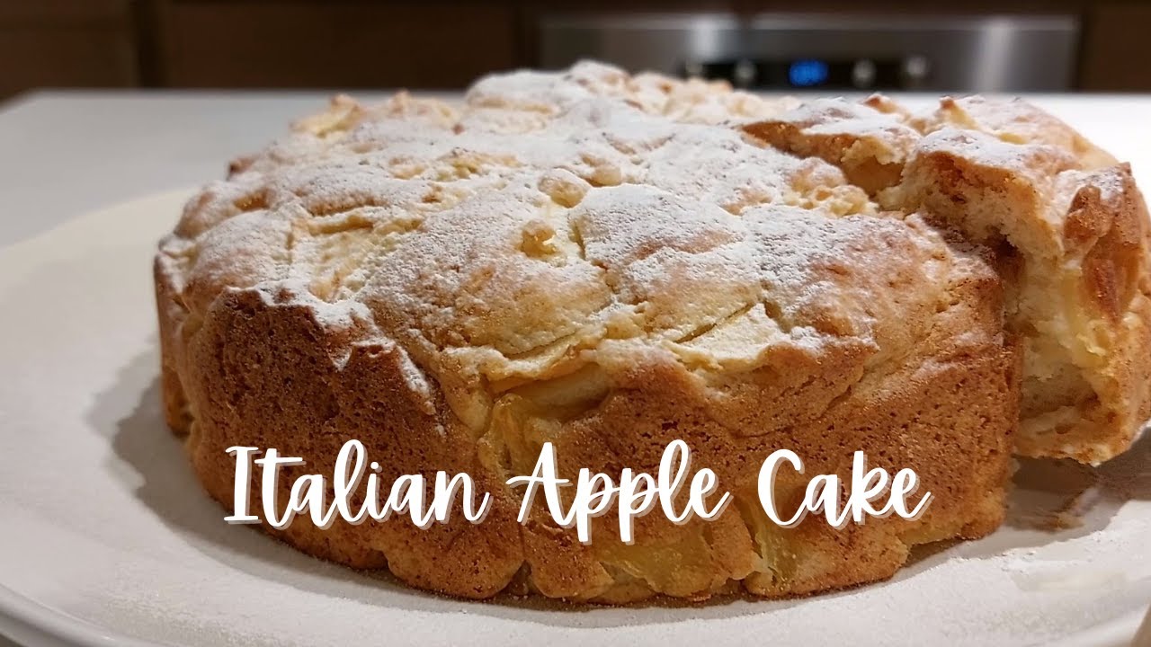 Секретный яблочный пирог Нонны (Torta di Mele) - легкий, влажный и полный вкуса!