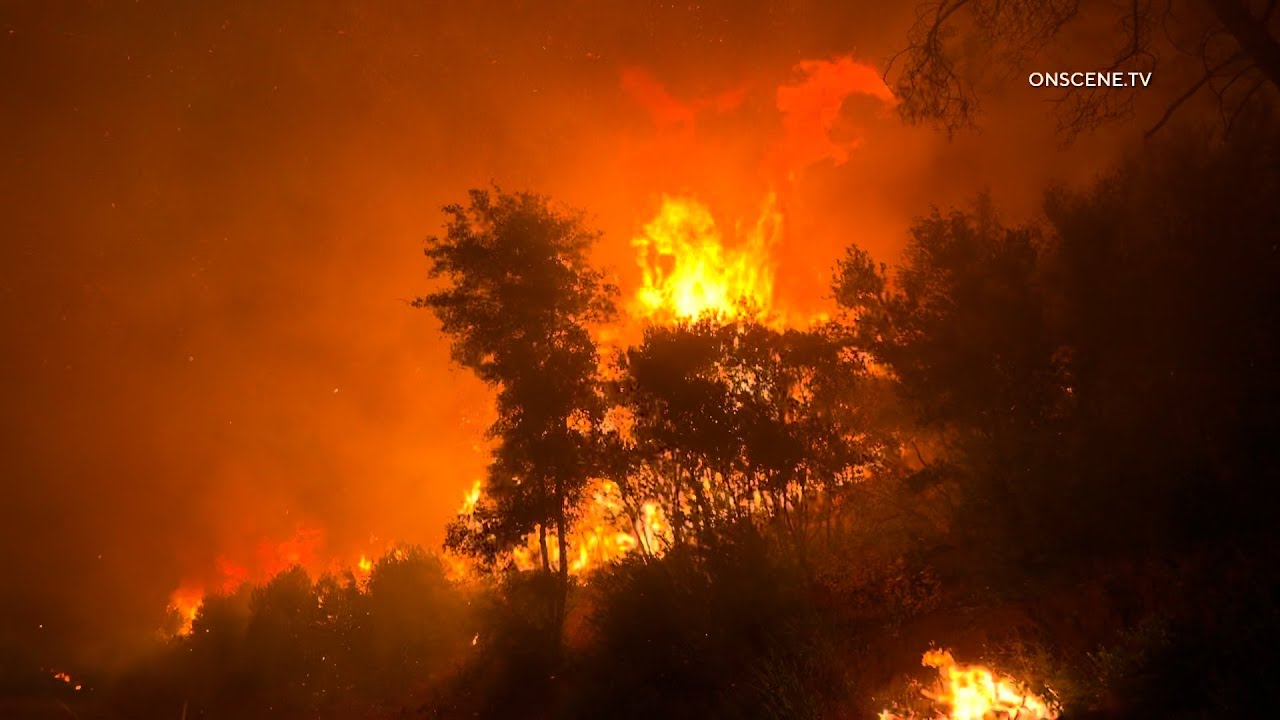 100s Trapped In Town As Park Fire Explodes Thousands Of Acres
