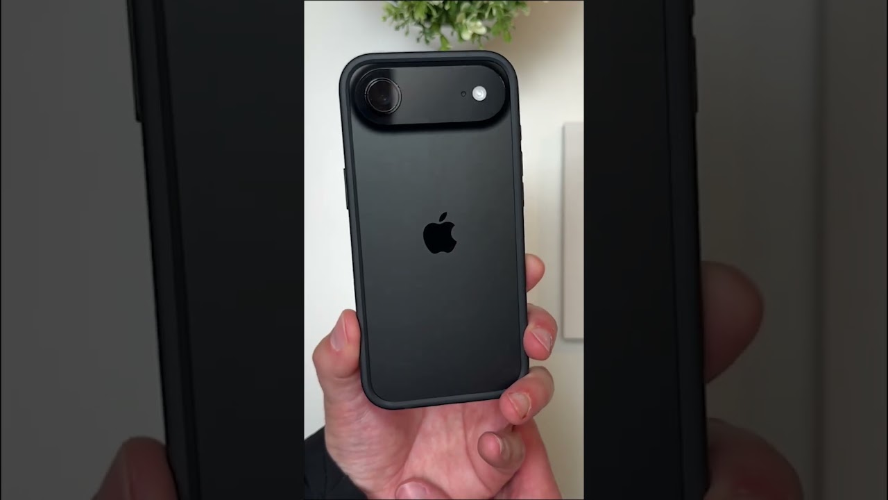 iPhone Air: Case or No Case?