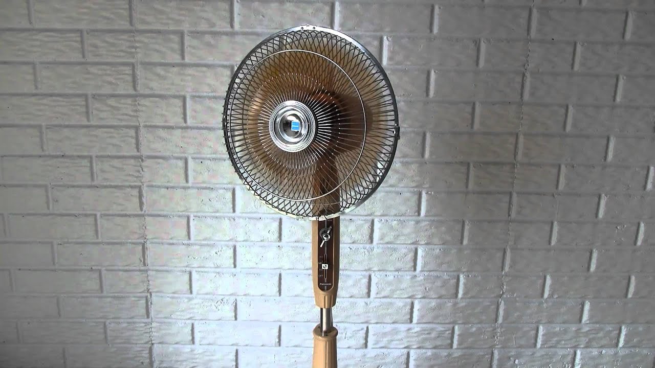 Panasonic Model F-1273A Pedestal Fan