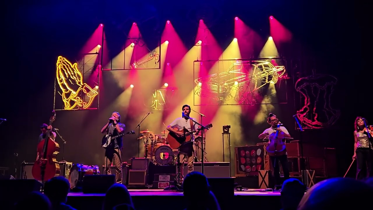 Avett Brothers in Atlantic City 