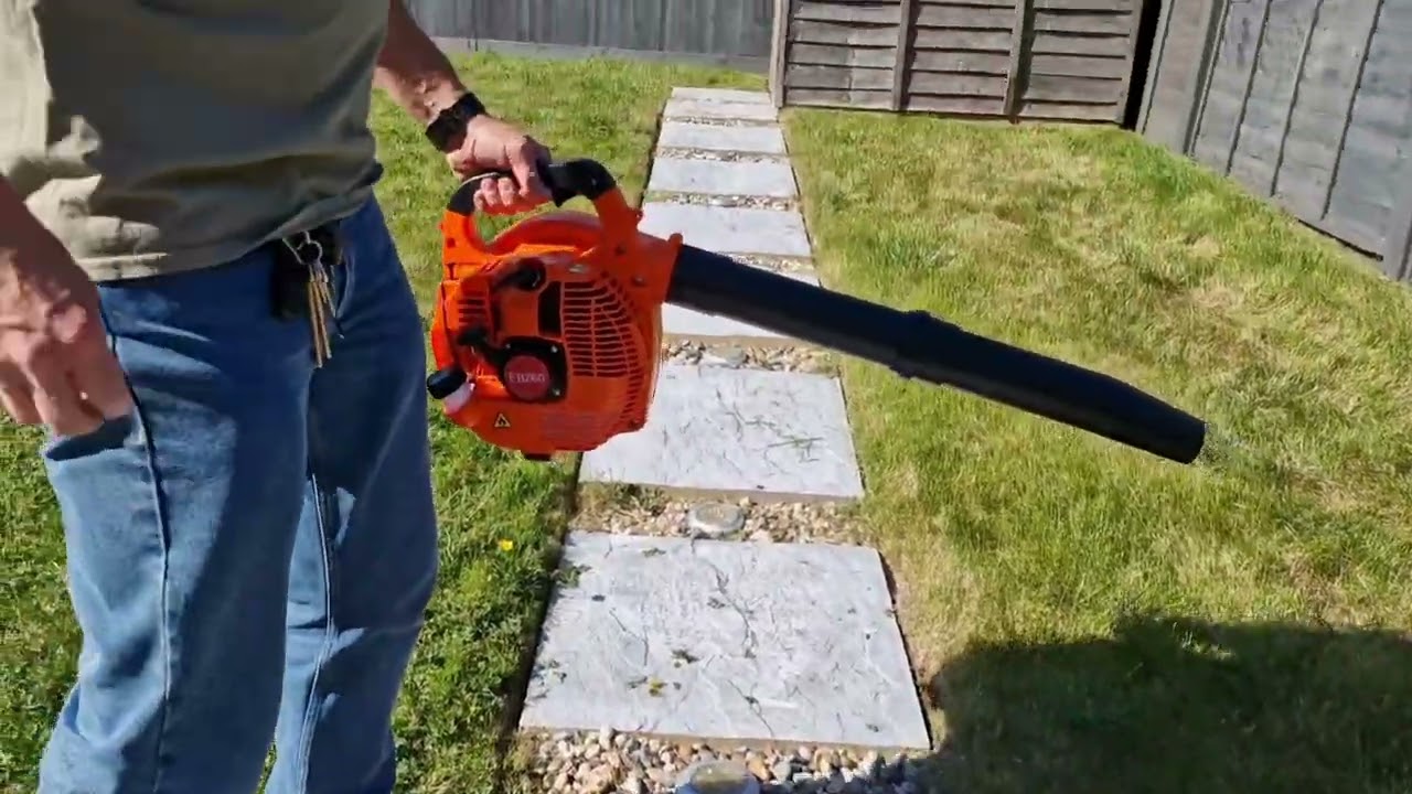 Cheap Brand New leaf blower &pound;45.00  works Very well.