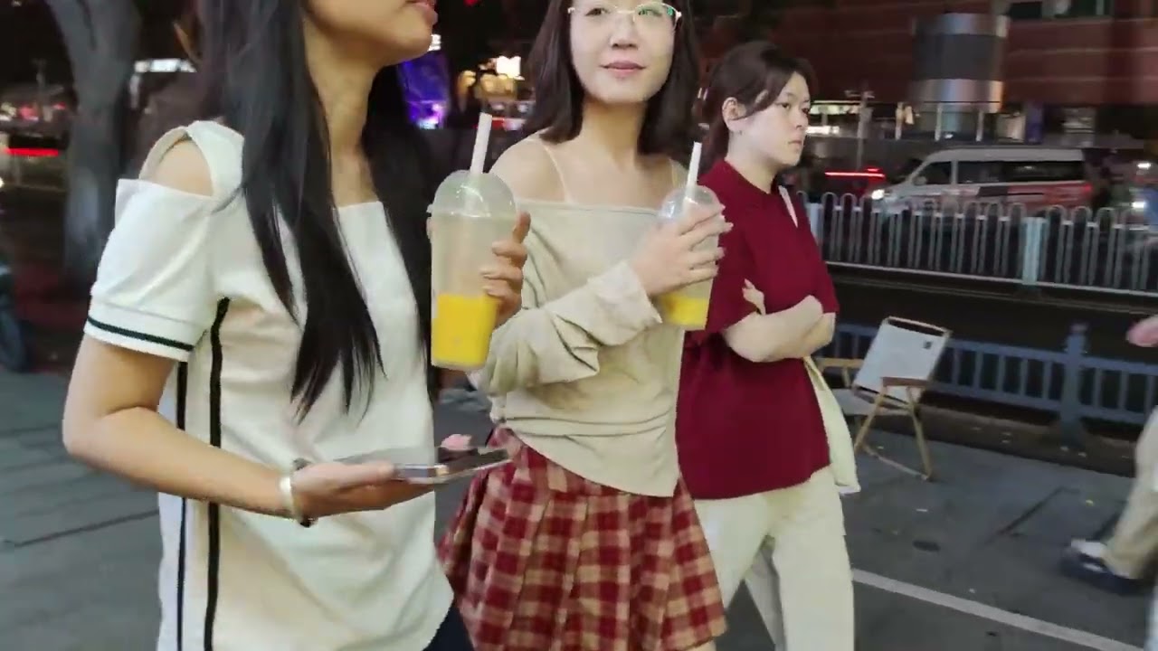 中国夜晚的另一面｜街头真实生活China After Dark | Hidden Street Life#prettygirl #pretty #辣妹 #靚女 #广州 #beautiful #fyp