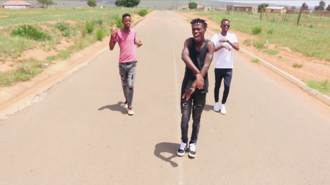 THANDO [FAMILY BOYS]- OFFICIAL MUSIC VIDEO