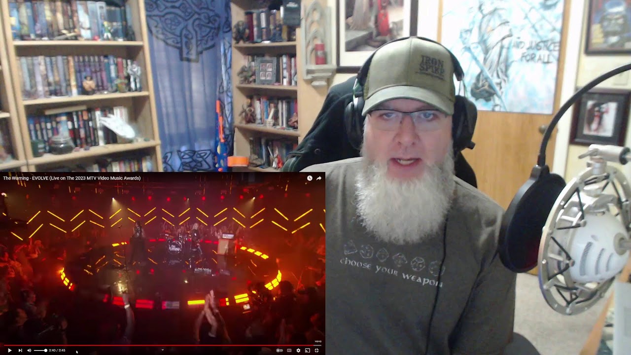 The Warning - Evolve Live on the 2023 MTV VMAs (Music Review)