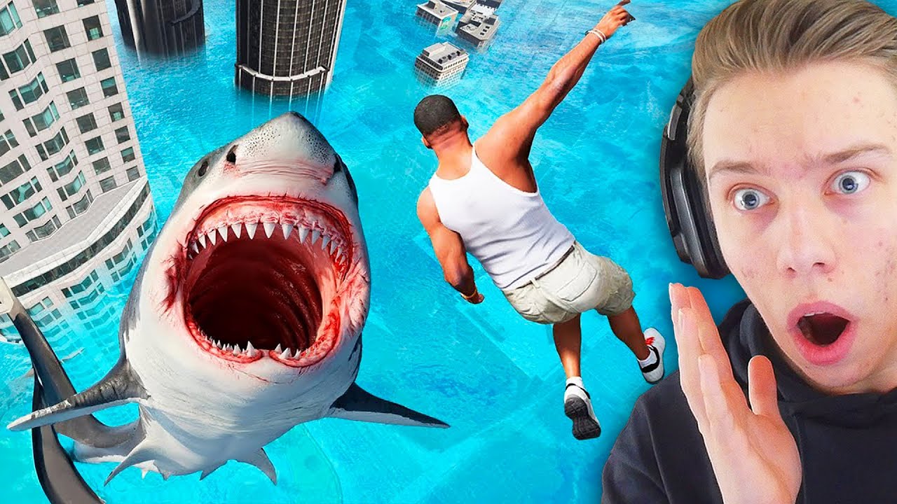 ENGE MEGALODON Eet Mij Op In GTA 5!