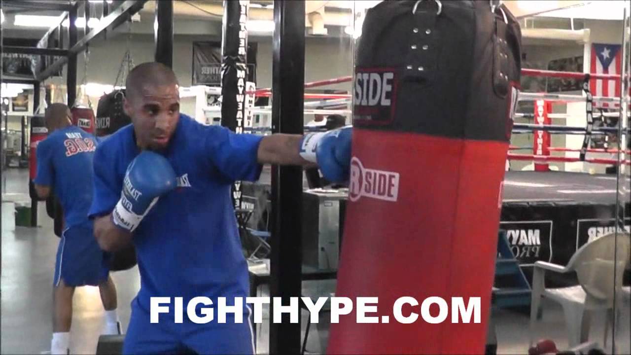ANDRE WARD TRAINING  AT MAYWEATHER BOXING CLUB