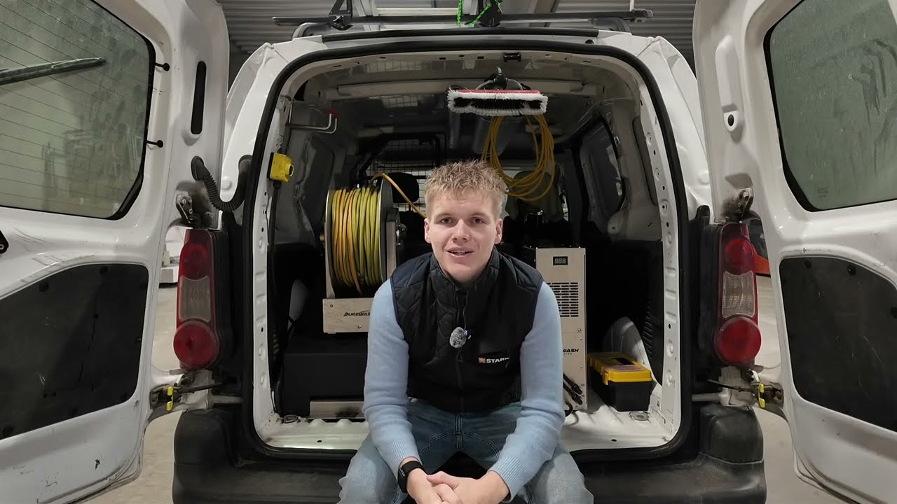 Præcis hvordan jeg har bygget min egen virksomhed med +2.000 kunder (7 medarbejdere) som 19 årig