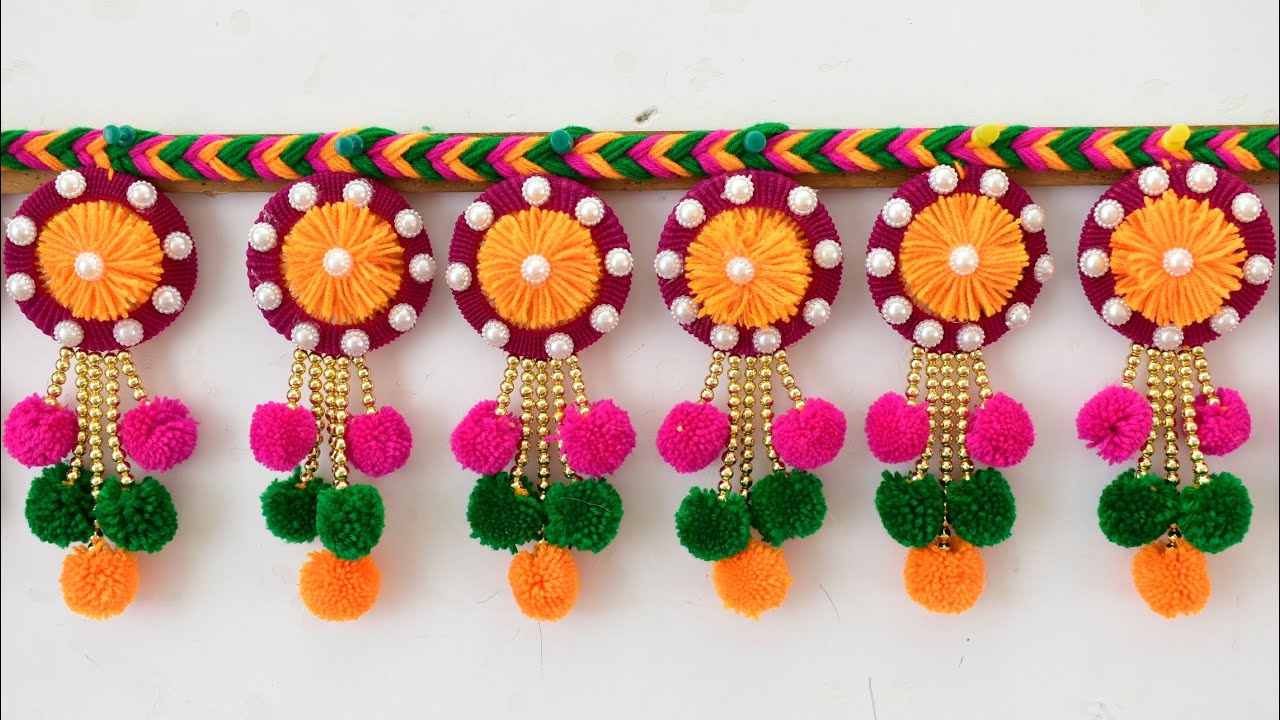 बिना क्रोशिया और साचा के ऊन से  बनाएं दरवाजे का तोरण II Easy room decor Idea |I  कमरे सजावट घर पर I