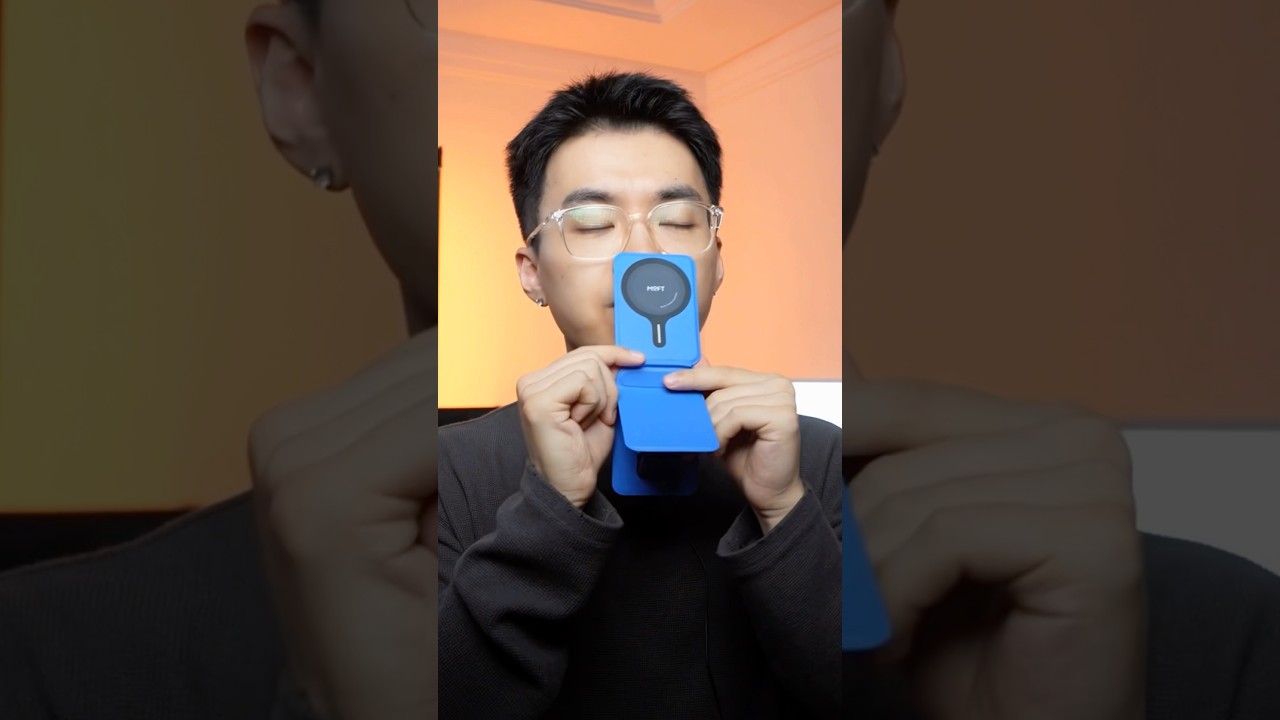 You probably wanted this the WHOLE time #moft #iphone #phone #tripod #gadgets #stand