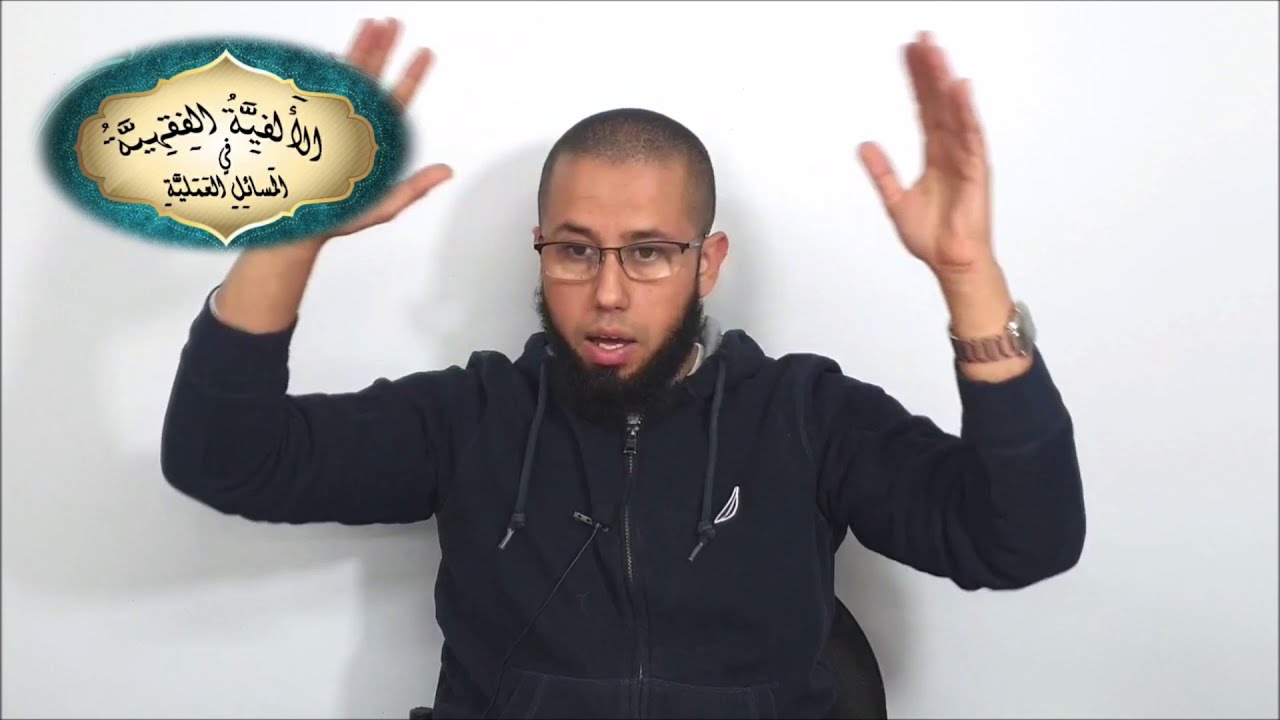 777  - ما حكم الاكل في مطاعم تبيع الخمور؟ والنزول في فنادق تقدم الخمور؟