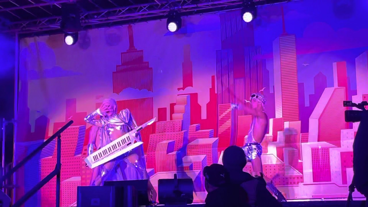 Aquaria- Drive in Drag saves 2021