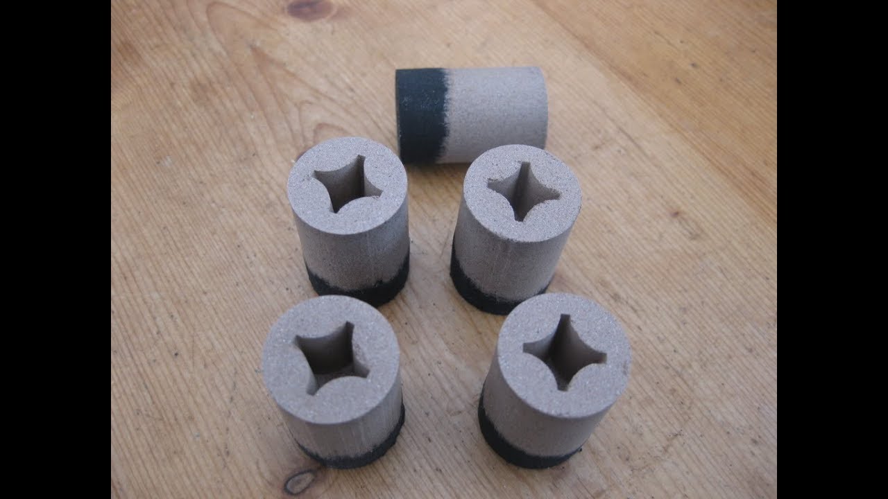 FIREWORK FACTORY WORKER MAKING THE CROSSETTE STAR #EpicFireworks